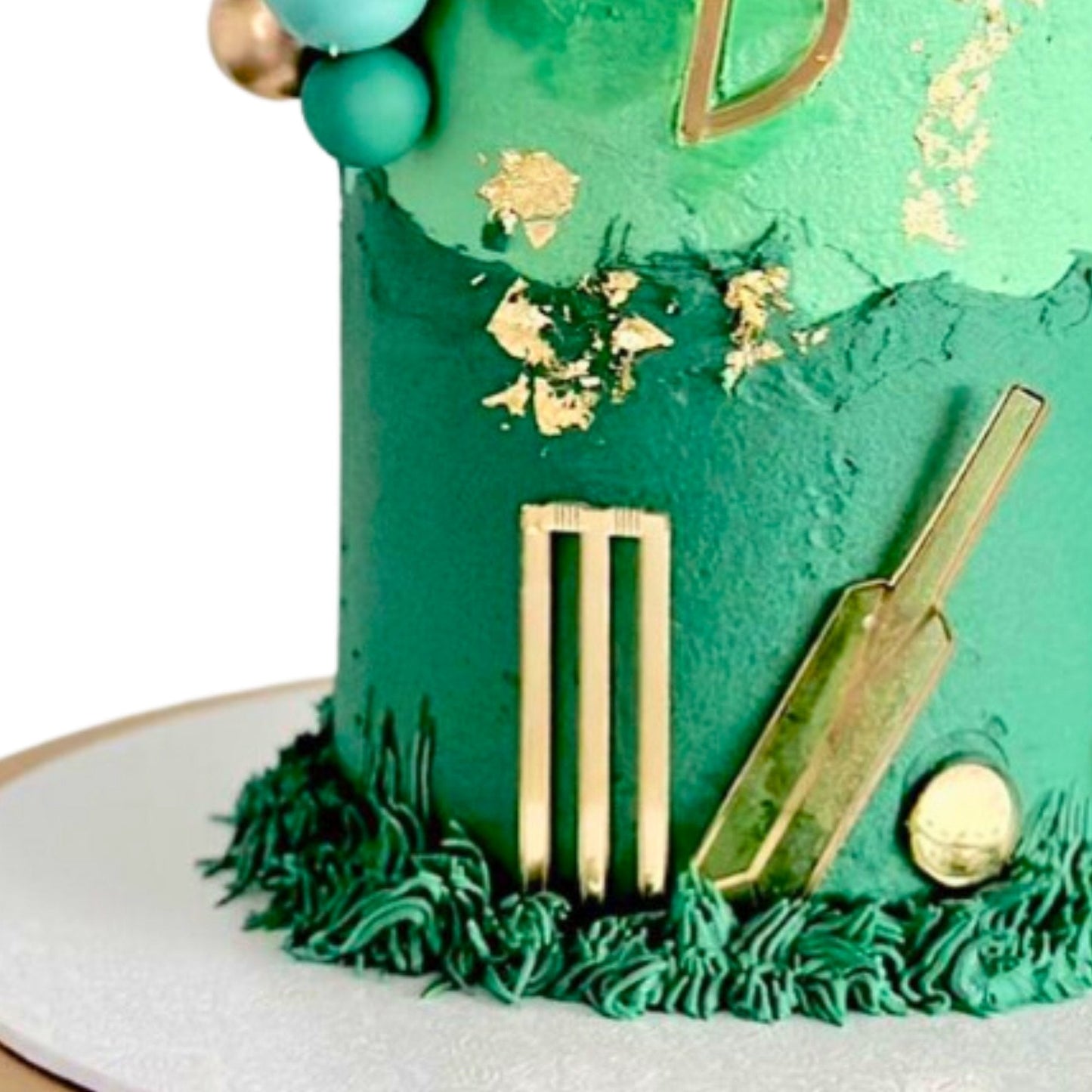 Cricket Theme Cake Pack - Harwill & Fox