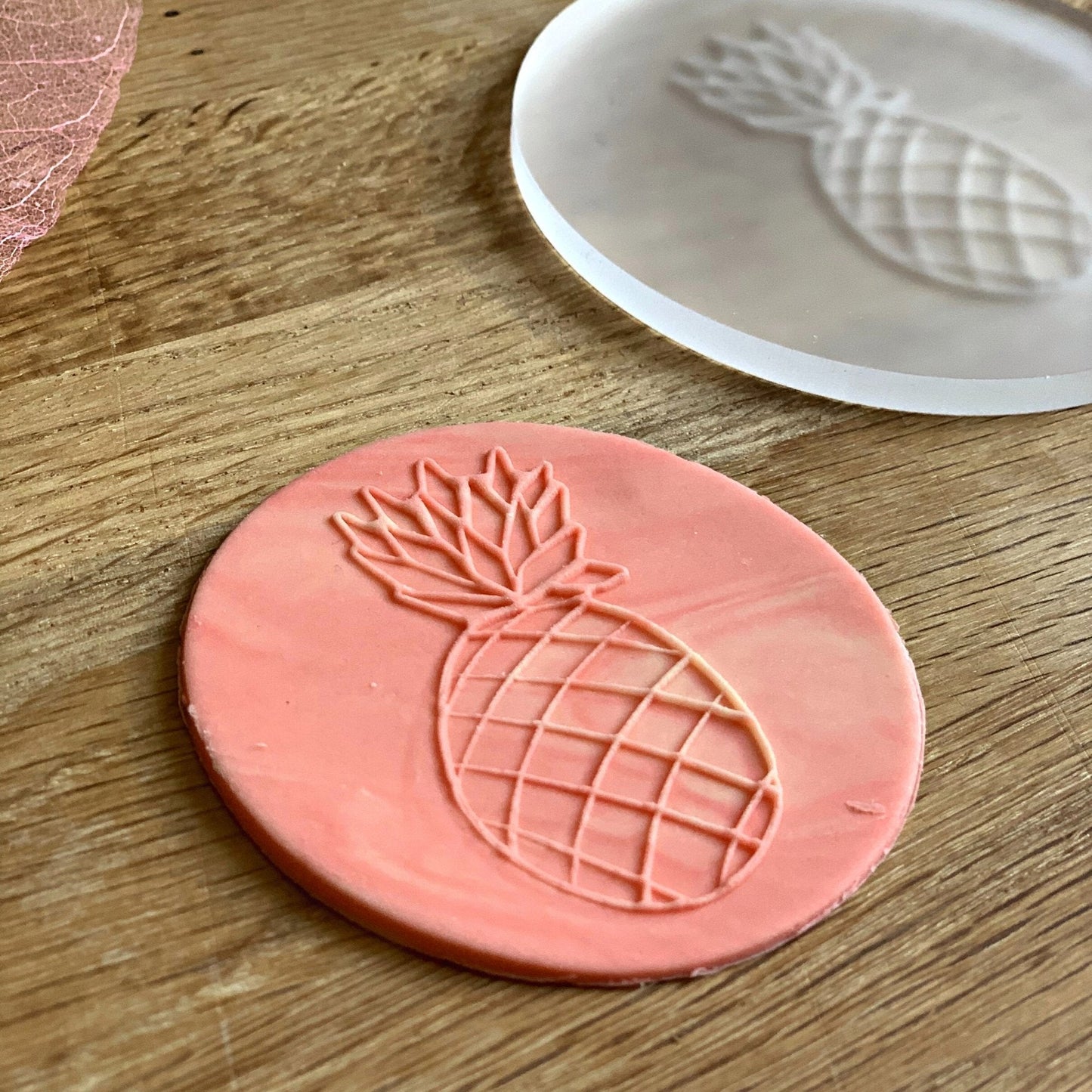 Pineapple Embosser - Harwill & Fox