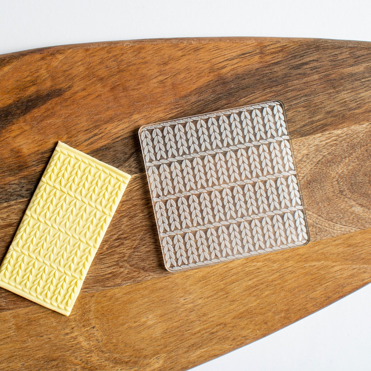 Quad Knit Pattern Fondant Embosser - Harwill & Fox