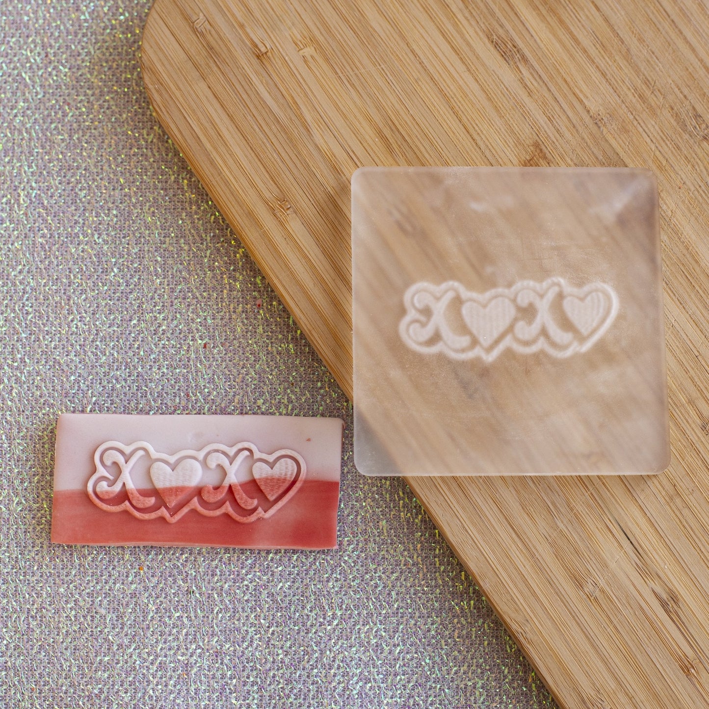 XOXO Fondant Embosser - Harwill & Fox